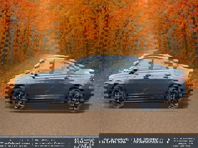 Used 2025 Honda Accord SE image 6