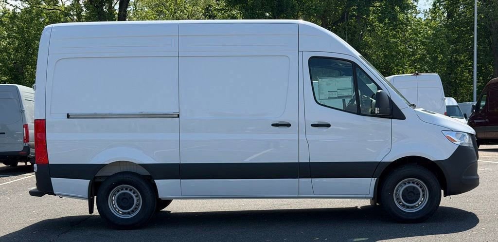 New 2026 Mercedes-Benz Sprinter 2500 image 3