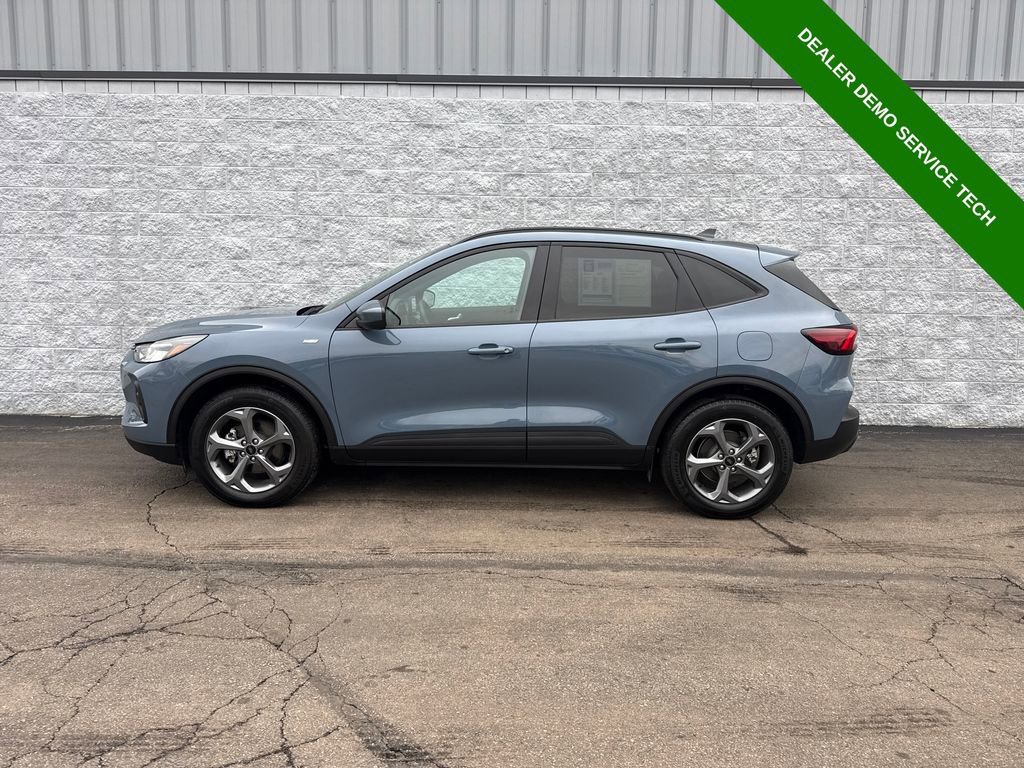 Used 2025 Ford Escape ST-Line Elite