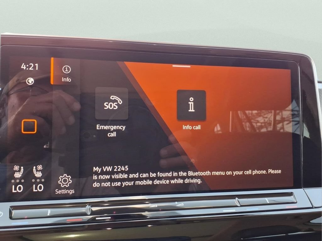 Used 2024 Volkswagen Atlas Peak Edition SEL AWD/4WD image 13