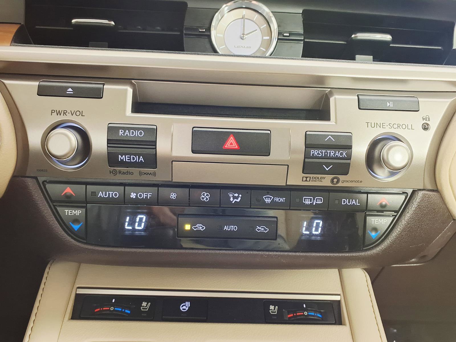 Used 2018 Lexus ES 300h w/ Navigation Package FWD image 20