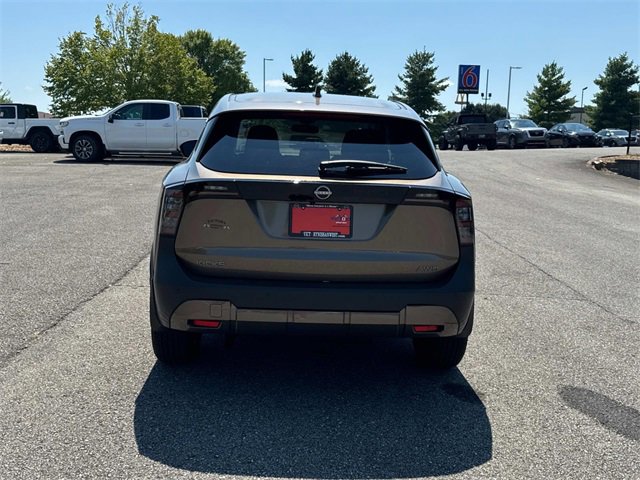 New 2025 Nissan Kicks SV image 5