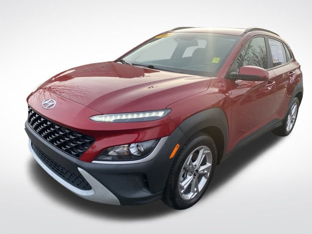 Used 2023 Hyundai Kona SEL image 3