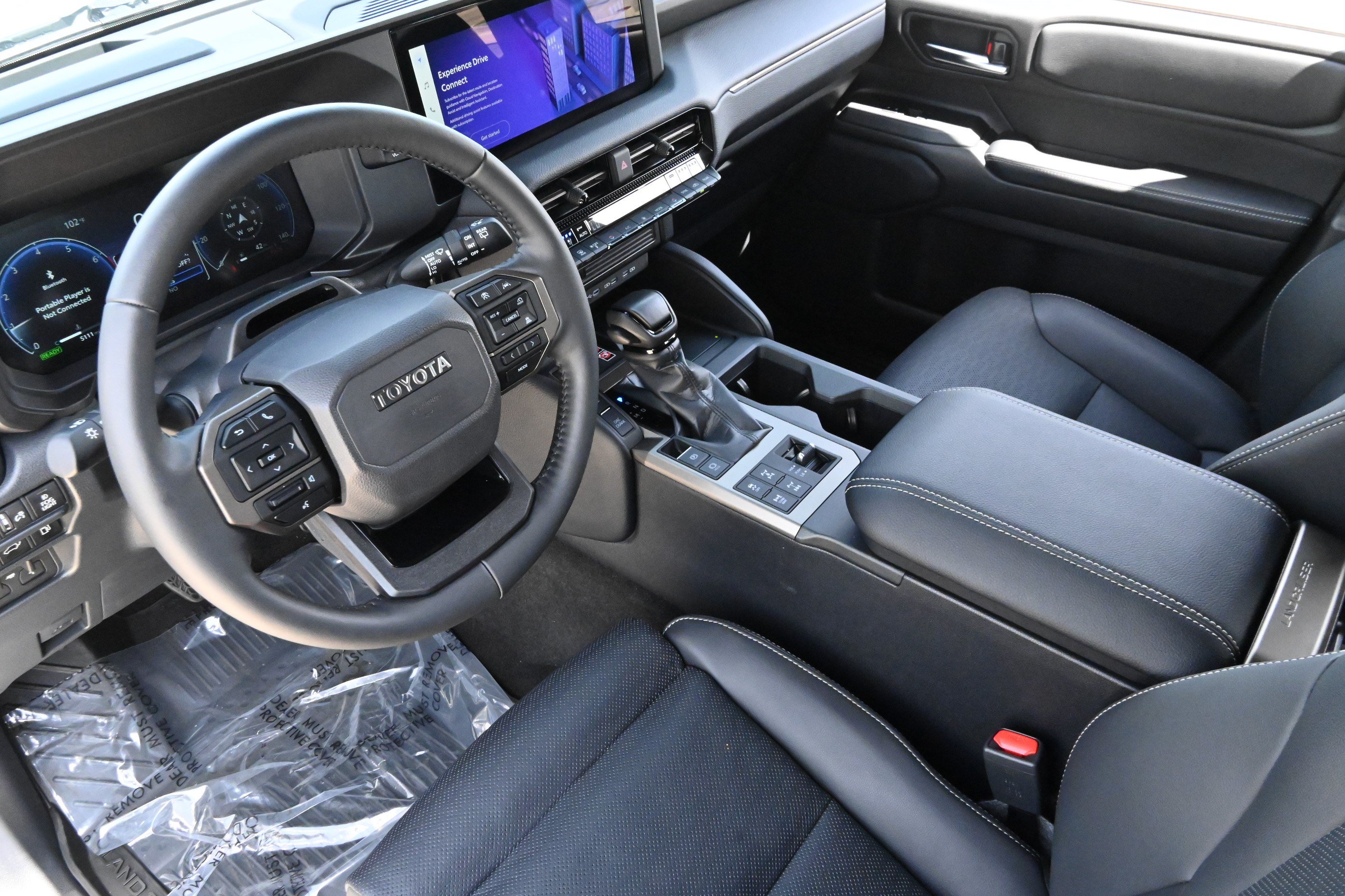 Used 2025 Toyota Land Cruiser w/ Premium Package AWD/4WD image 15