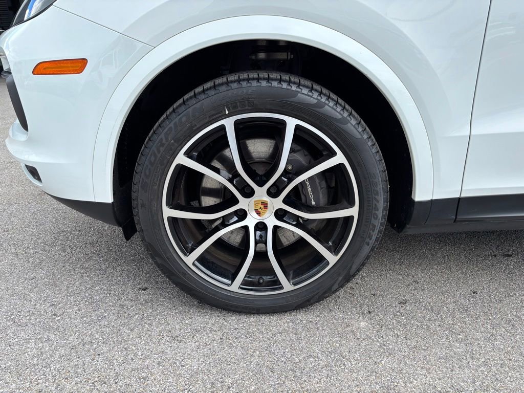 Certified 2021 Porsche Cayenne AWD/4WD image 38
