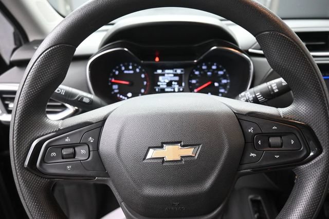 Used 2023 Chevrolet TrailBlazer LT FWD image 17