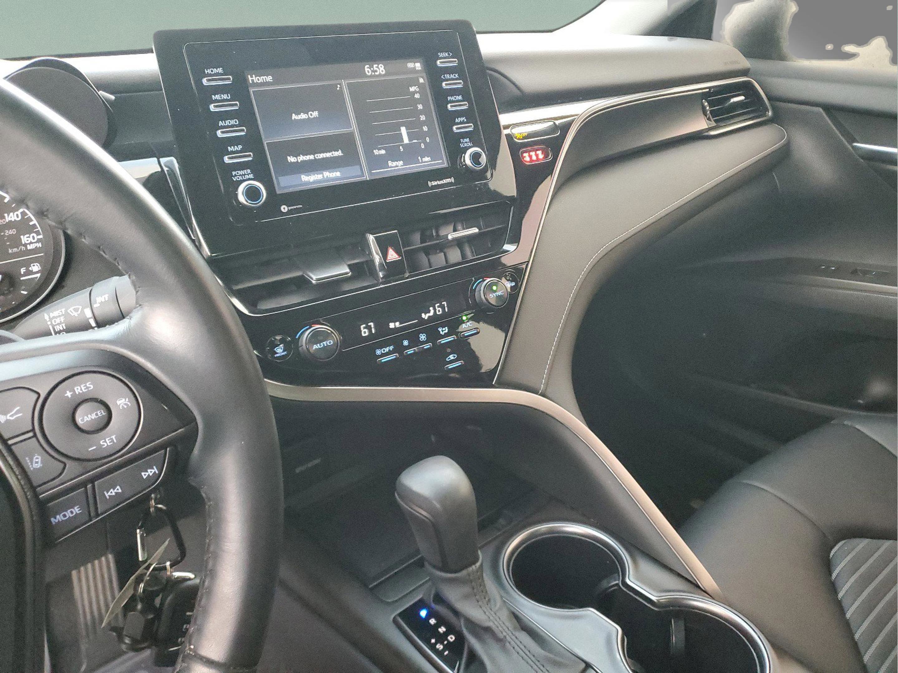 Used 2023 Toyota Camry SE image 24