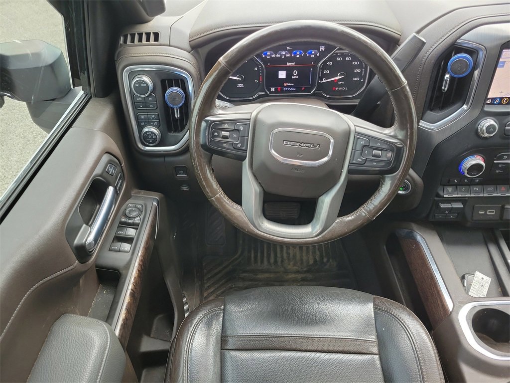 Used 2022 GMC Sierra 3500 Denali w/ Denali Ultimate Package image 15