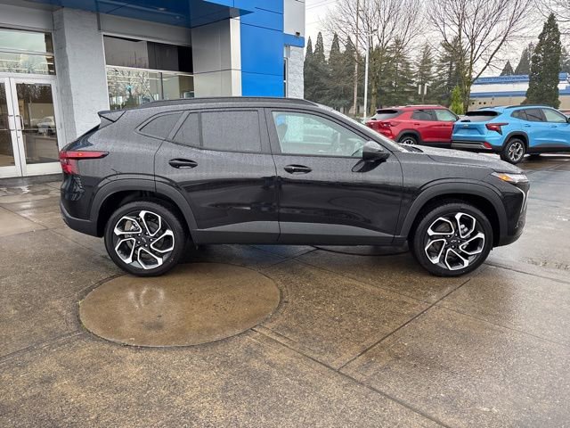 New 2026 Chevrolet Trax RS w/ Driver Confidence Package image 10