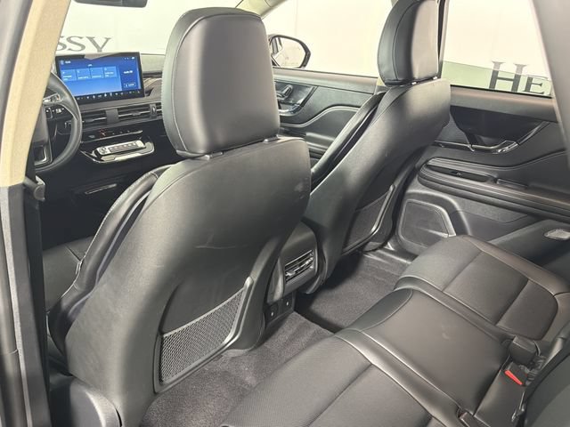 Used 2026 Lincoln Corsair Reserve FWD image 24
