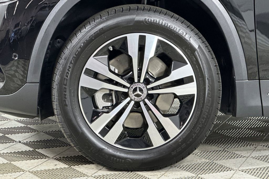 Certified 2026 Mercedes-Benz GLA 250 image 32