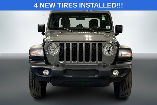 Used 2021 Jeep Gladiator Sport w/ Trailer Tow Package image 2