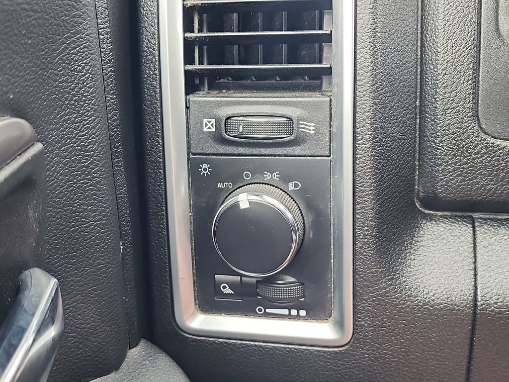 Used 2022 RAM 1500 Classic Warlock w/ Electronics Group image 22