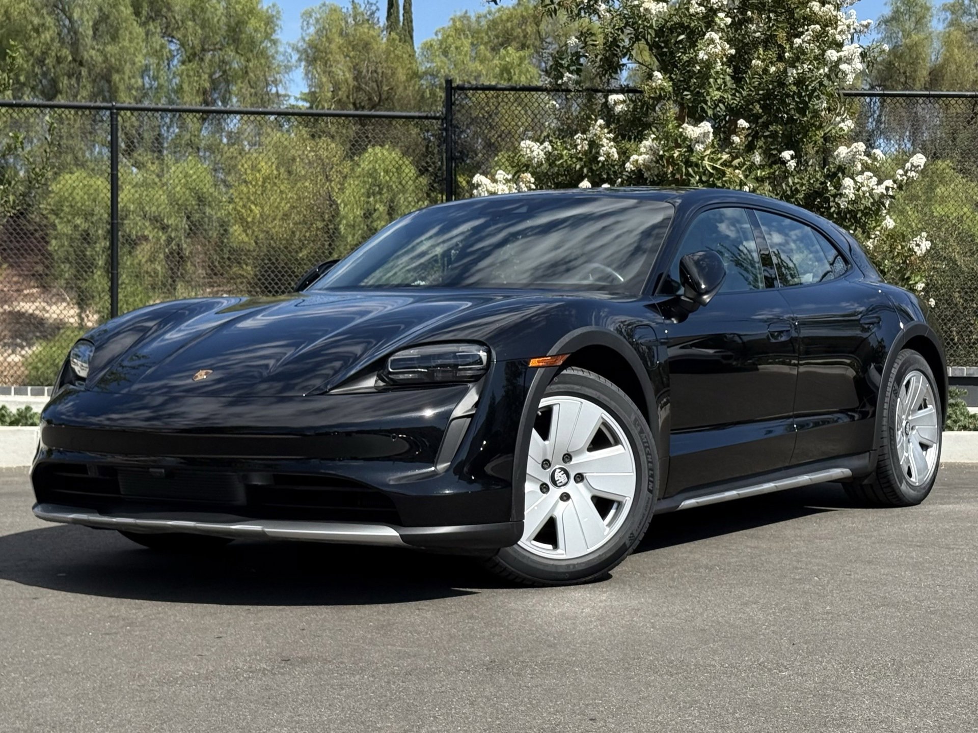 Certified 2022 Porsche Taycan 4 Cross Turismo