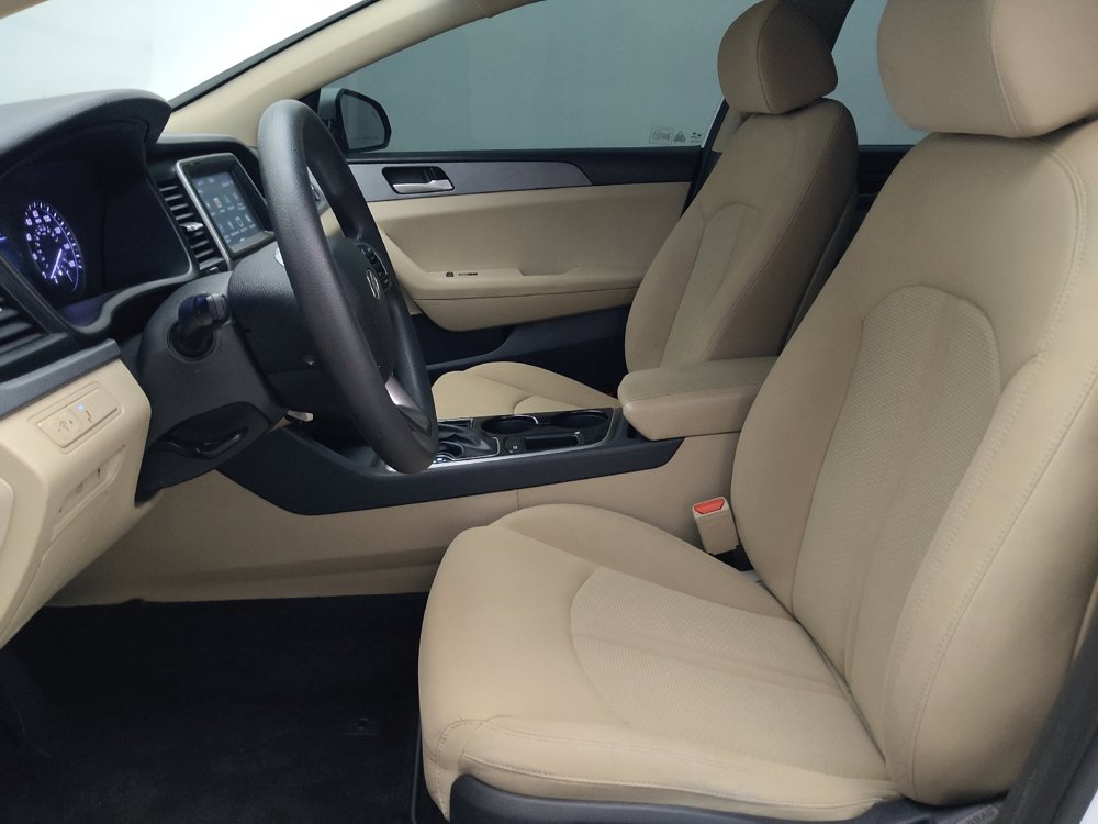 Used 2018 Hyundai Sonata SE FWD image 17