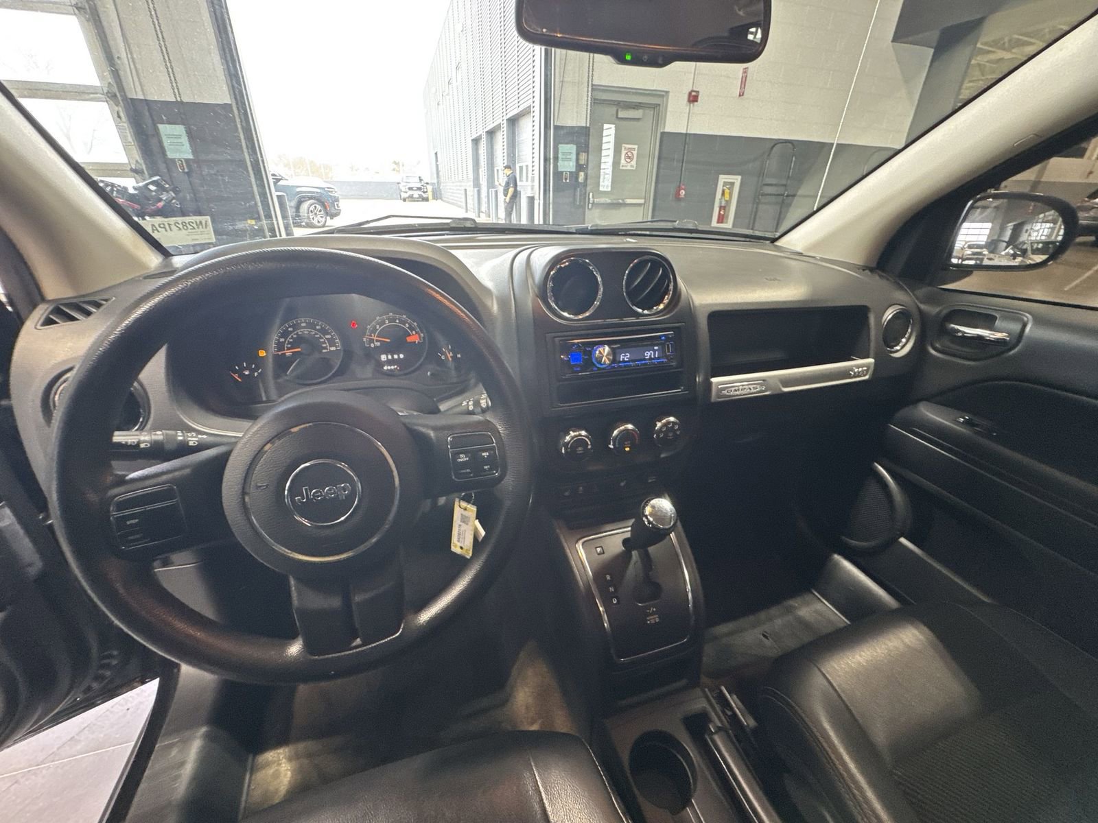 Used 2015 Jeep Compass Sport w/ Power Value Group image 27