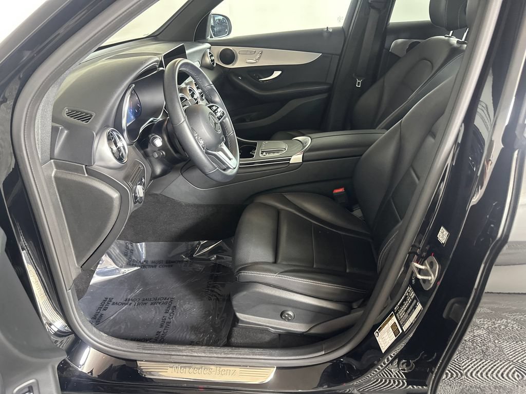 Certified 2022 Mercedes-Benz GLC 300 image 9