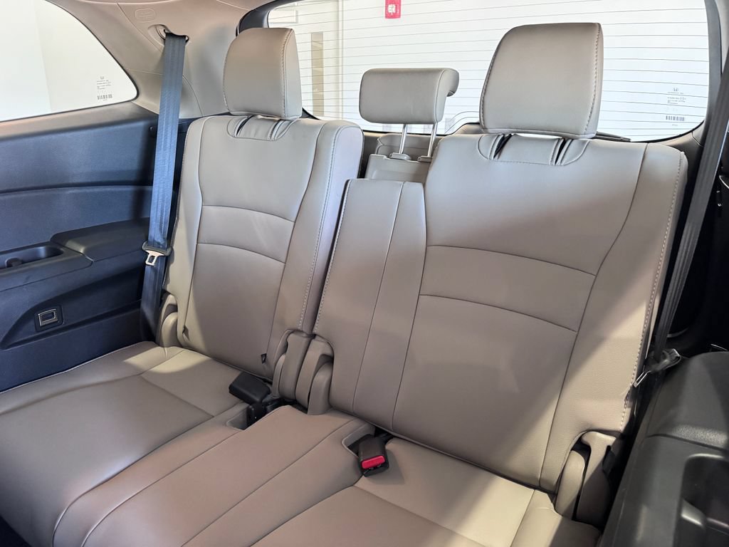 Used 2021 Honda Pilot EX-L image 11