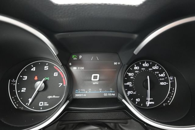 Used 2023 Alfa Romeo Stelvio Ti AWD/4WD image 19
