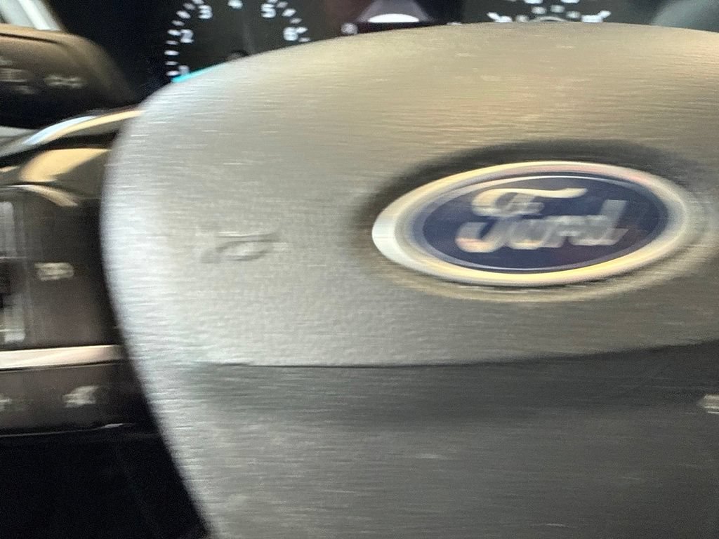 Used 2022 Ford Escape SEL w/ SEL Stealth AWD Package image 19