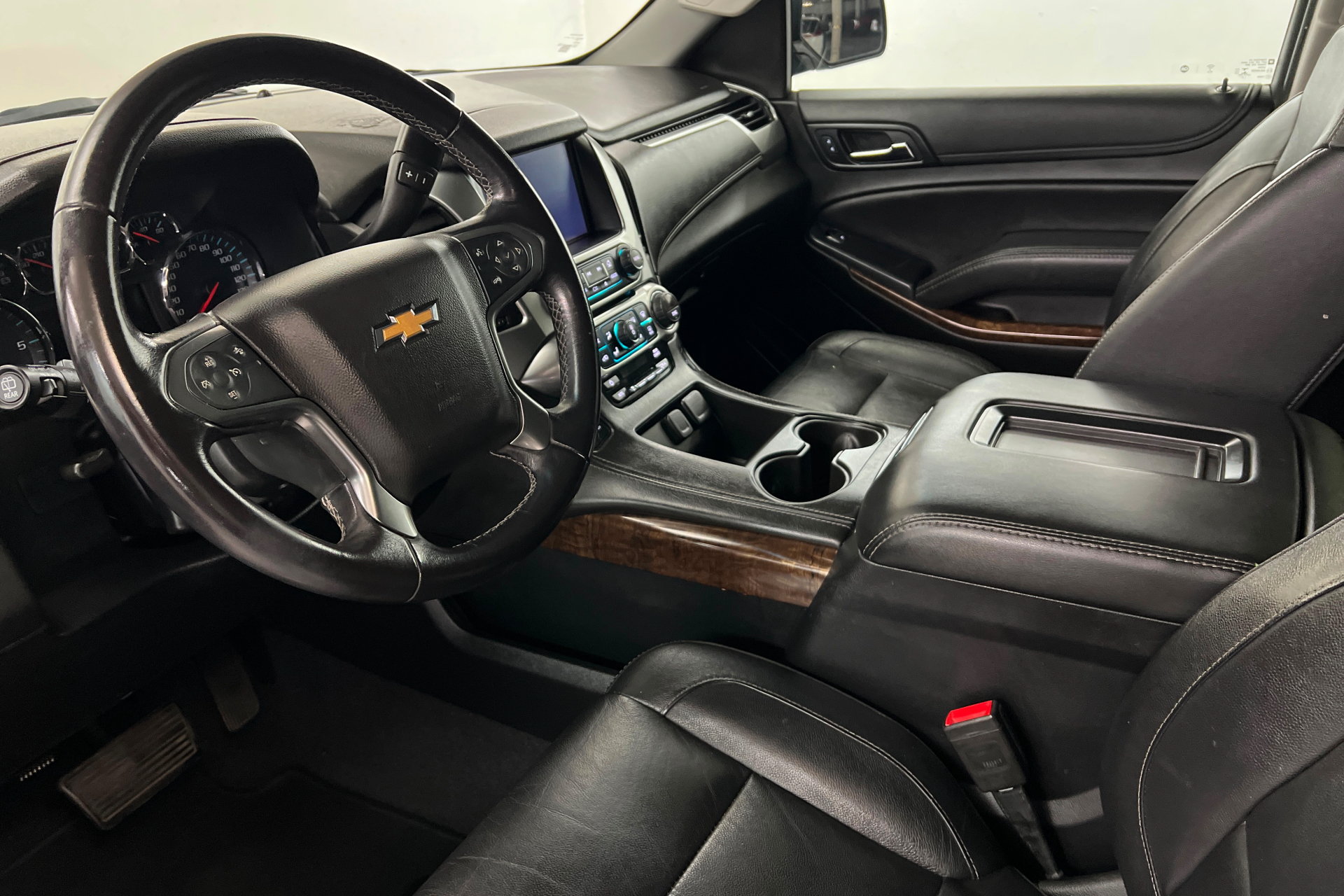 Used 2020 Chevrolet Tahoe LT AWD/4WD image 16