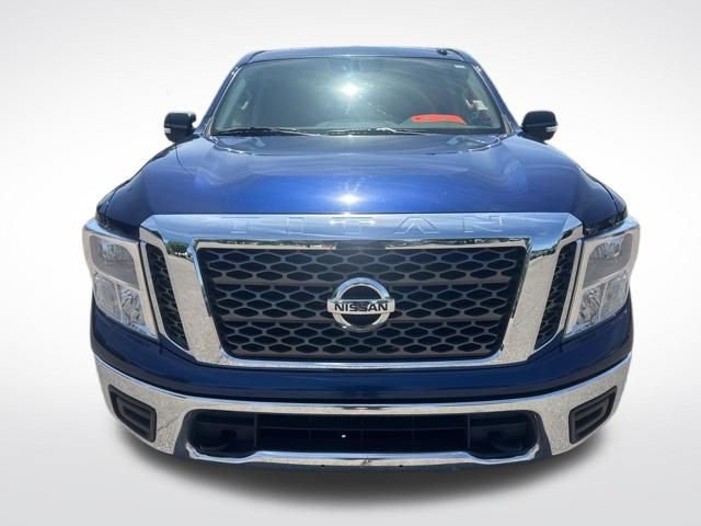 Used 2018 Nissan Titan SV image 8