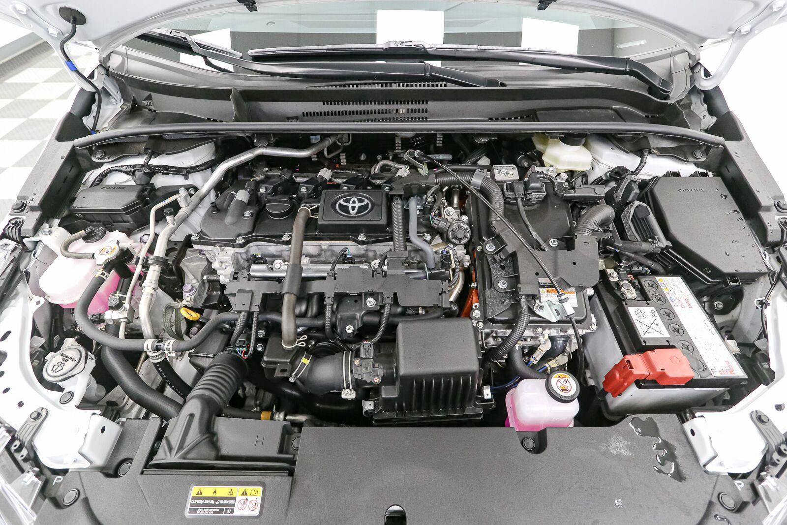 Certified 2026 Toyota Corolla LE AWD/4WD image 14