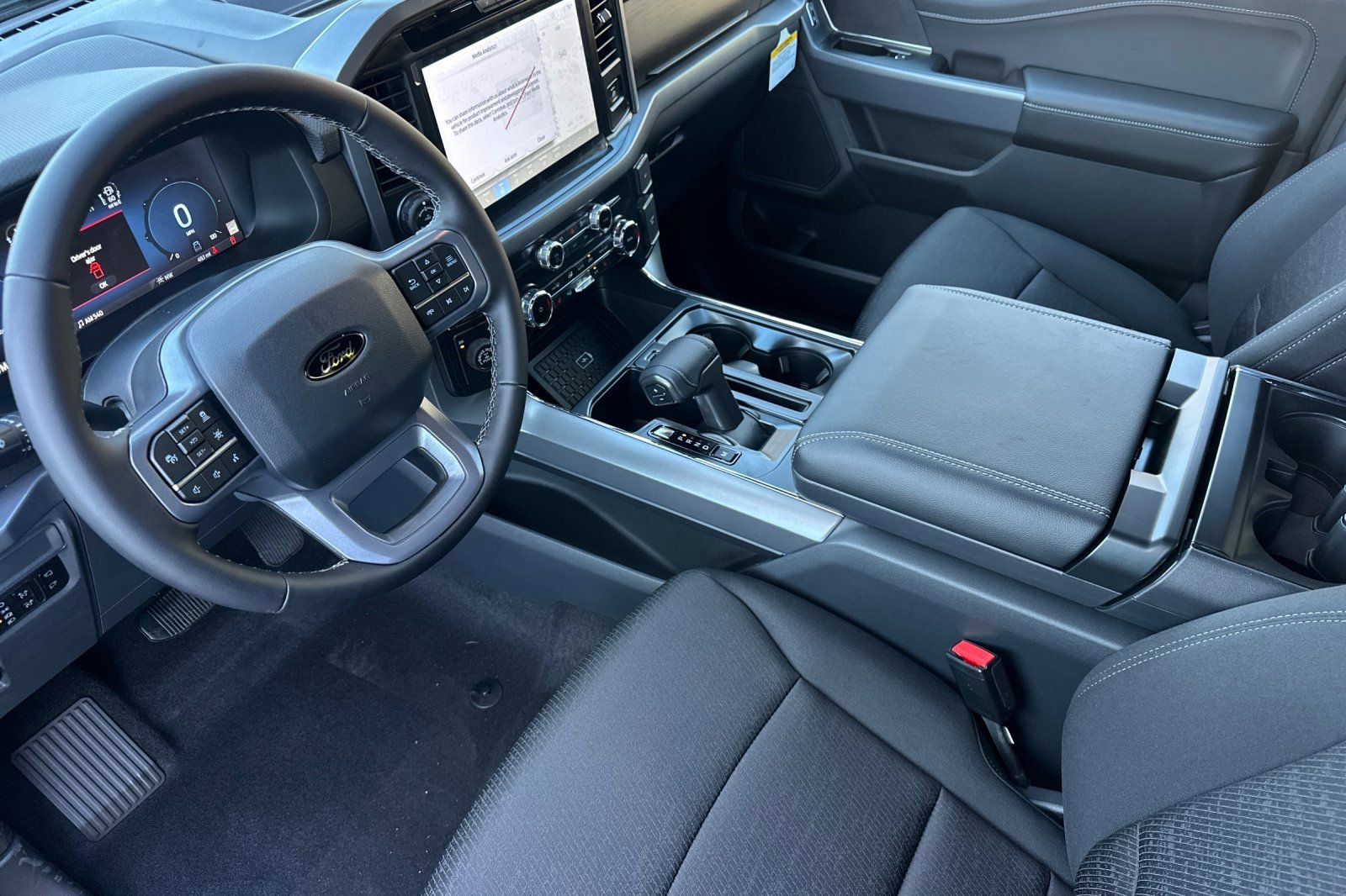New 2025 Ford F150 XLT image 9