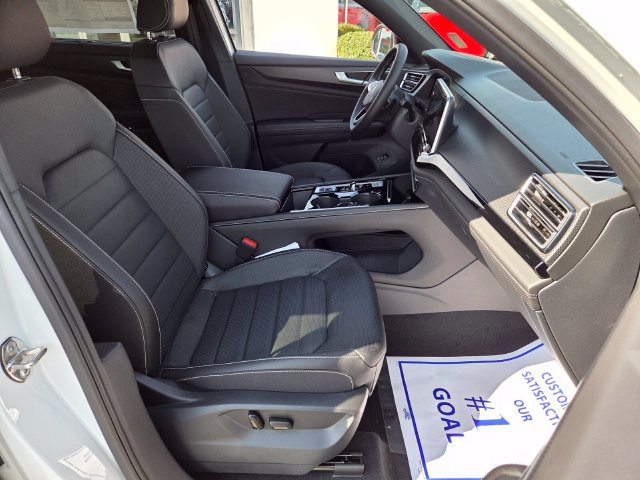 New 2026 Volkswagen Atlas Cross Sport SEL AWD/4WD image 15