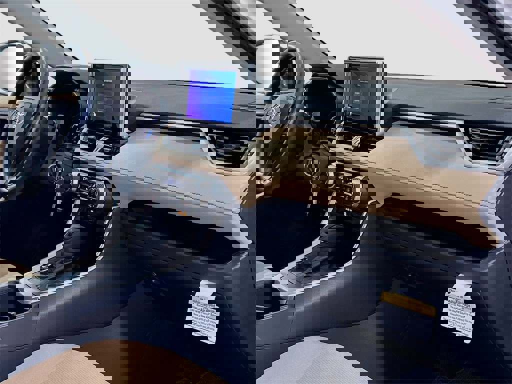 New 2025 Toyota RAV4 LE image 27