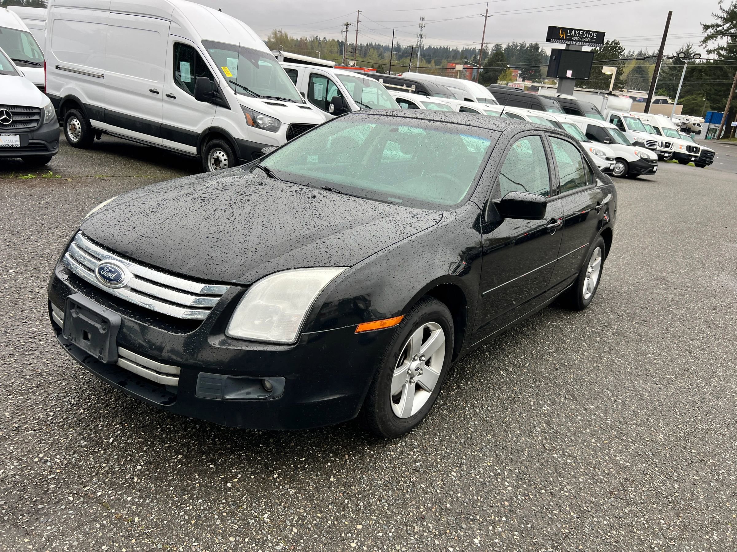 Used 2009 Ford Fusion SE FWD image 1