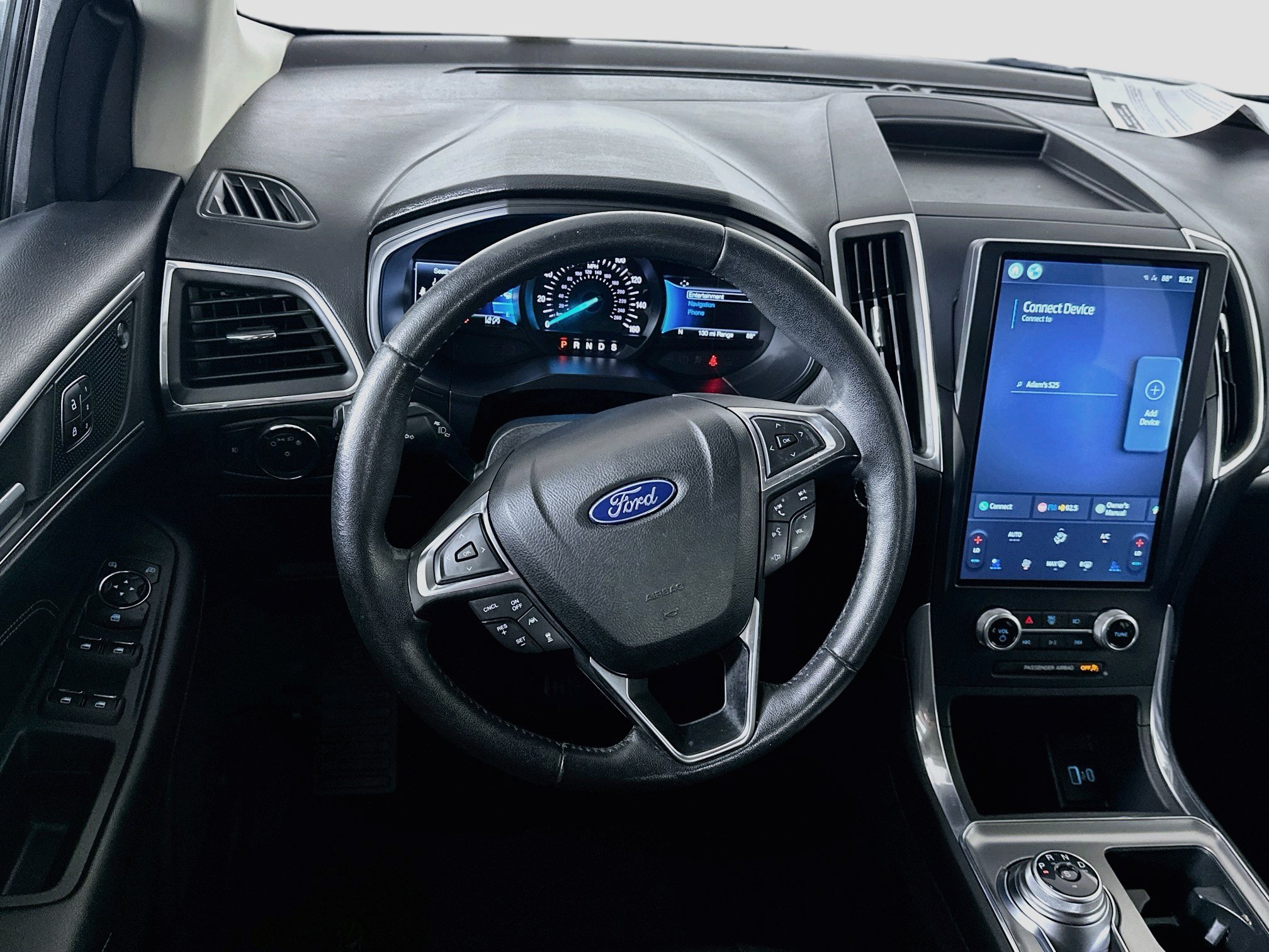 Used 2022 Ford Edge Titanium w/ Equipment Group 301A AWD/4WD image 18