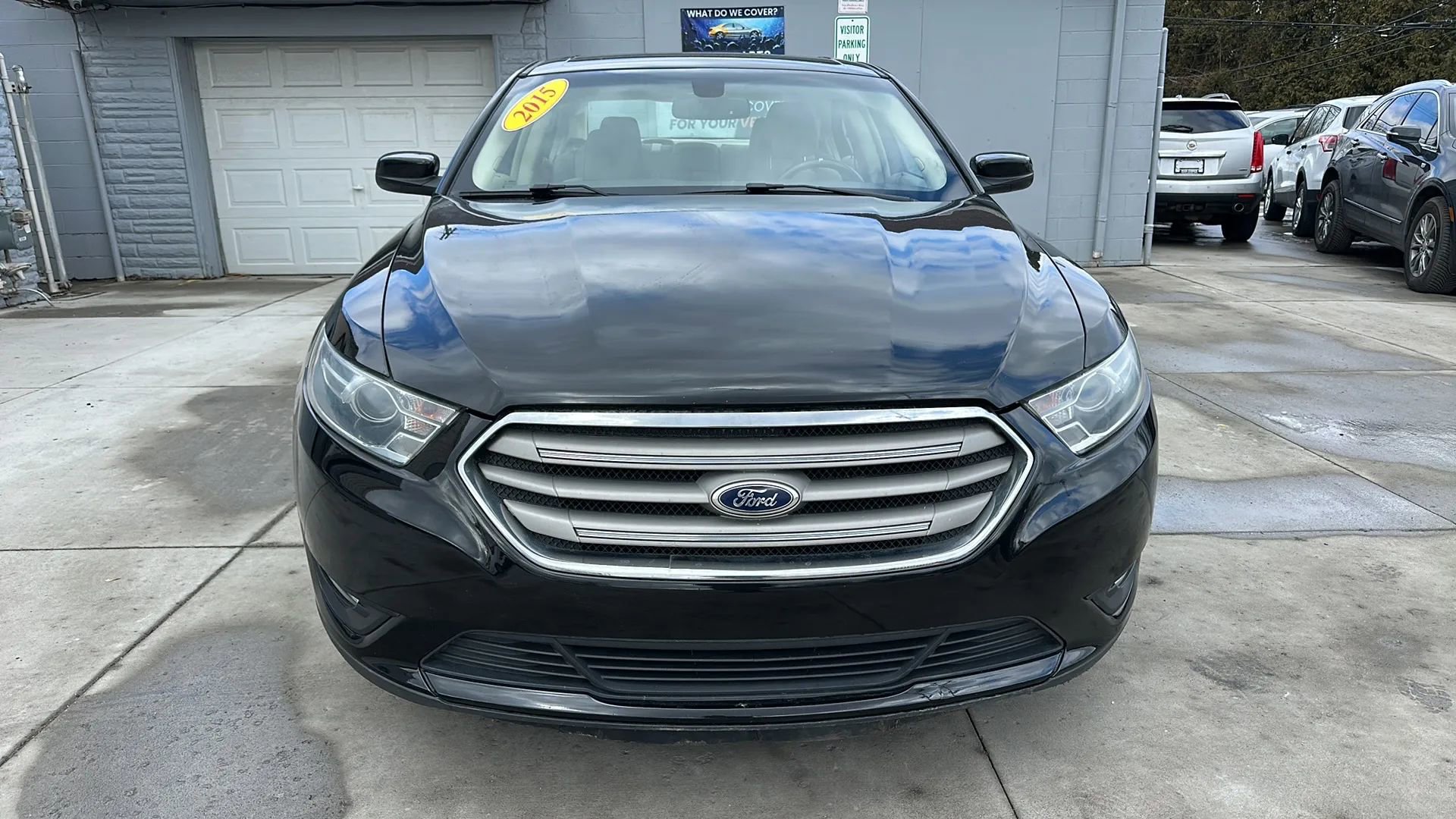 Used 2015 Ford Taurus SEL w/ Equipment Group 201A image 2