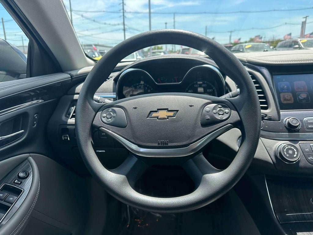Used 2018 Chevrolet Impala LS FWD image 14