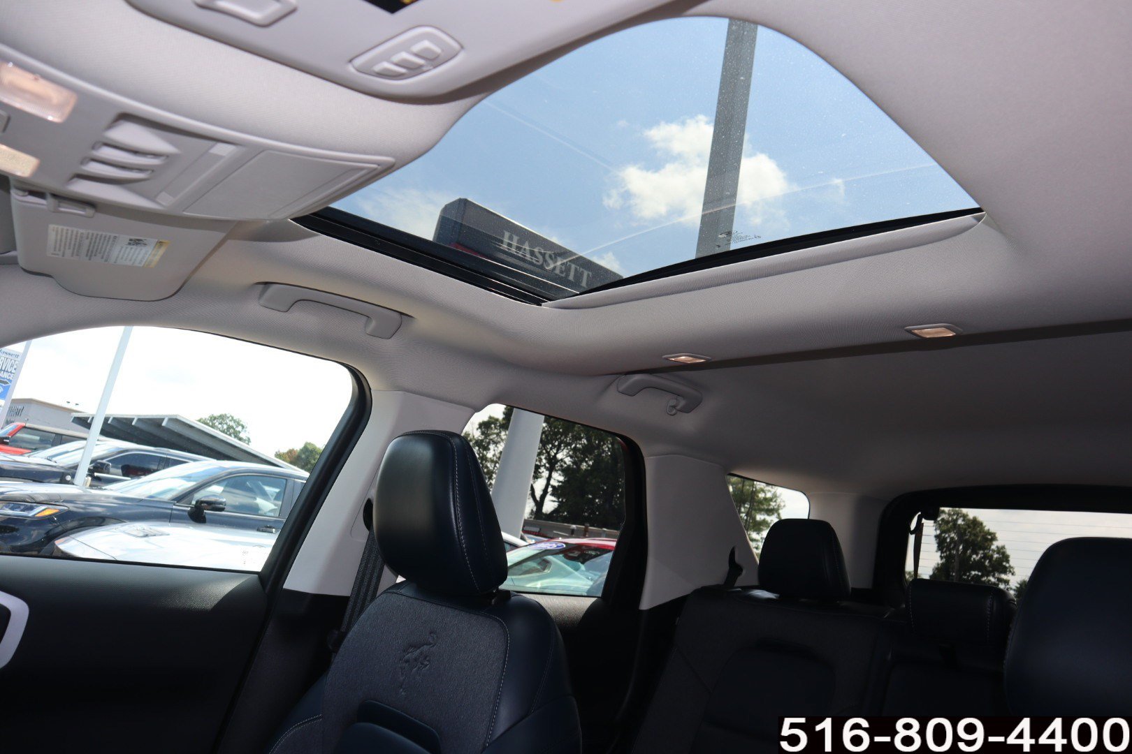 Used 2023 Ford Bronco Sport Outer Banks w/ Tech Package AWD/4WD image 12