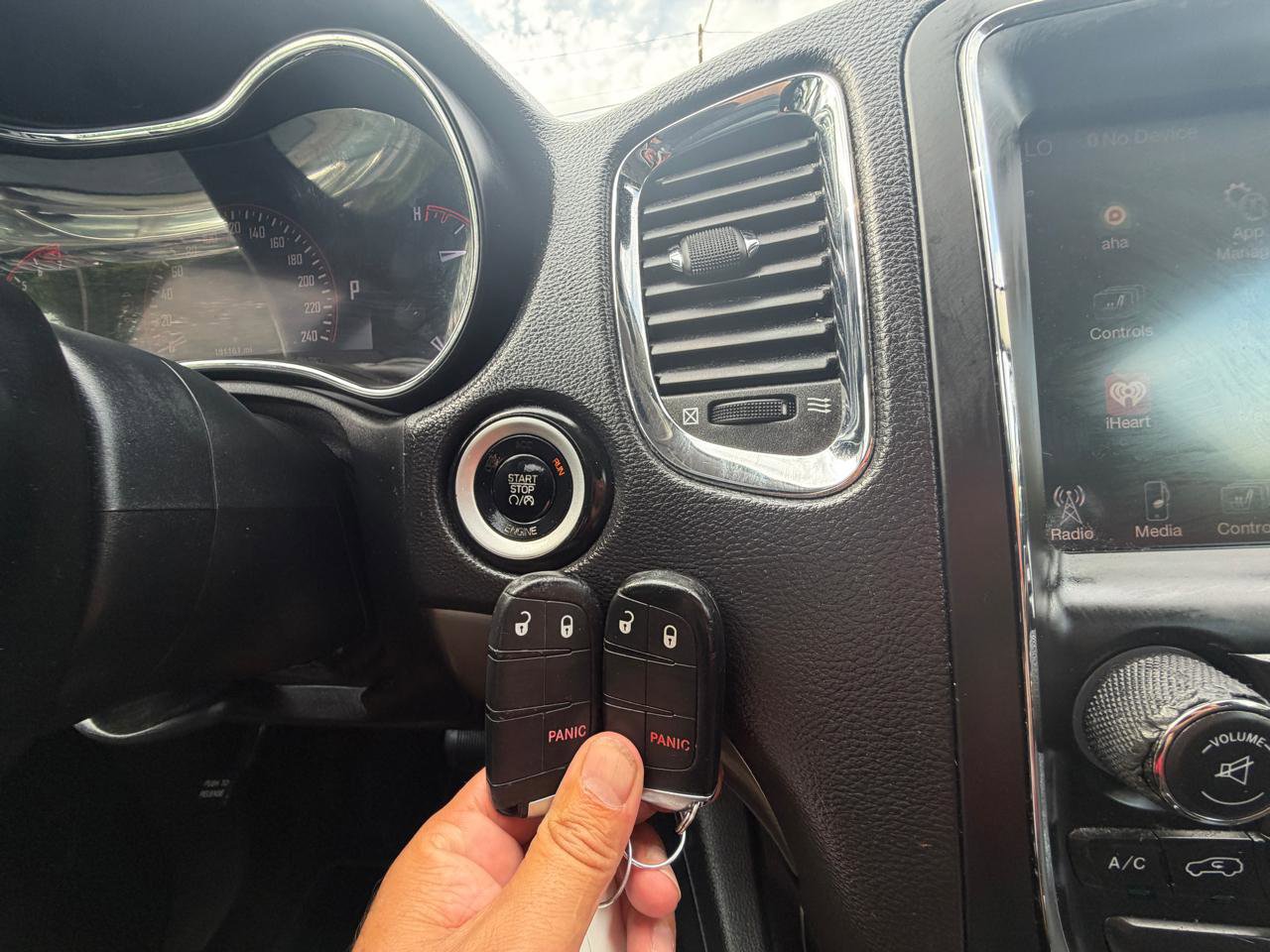 Used 2014 Dodge Durango SXT w/ Quick Order Package 23B AWD/4WD image 26