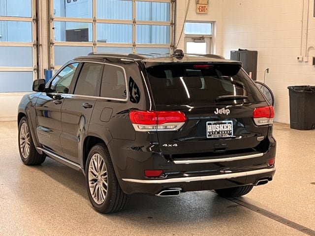 Used 2018 Jeep Grand Cherokee Summit w/ Platinum Series Group AWD/4WD image 5