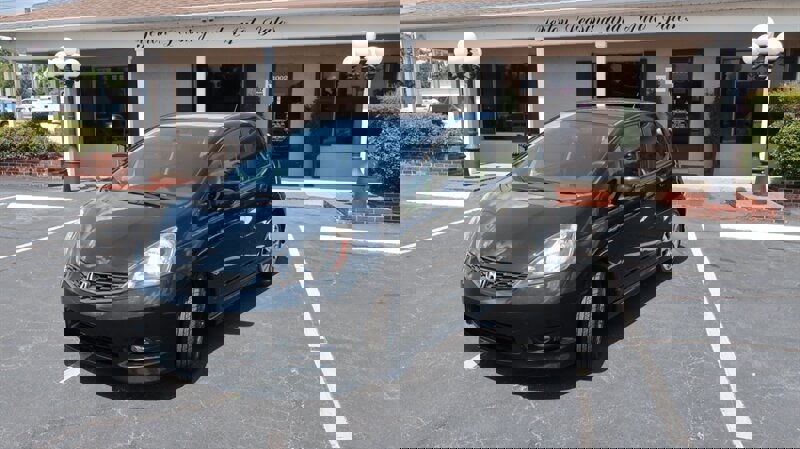 Used 2013 Honda Fit Sport image 1