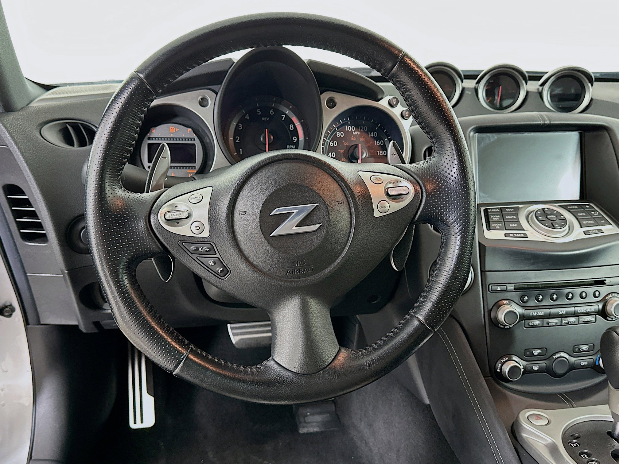 Used 2018 Nissan 370Z Touring Sport image 18