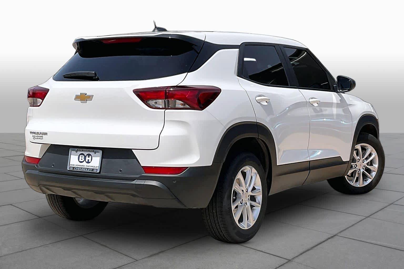 Certified 2025 Chevrolet TrailBlazer LS w/ LS Convenience Package FWD image 14