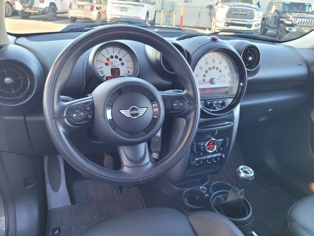 Used 2013 MINI Cooper Paceman FWD image 7