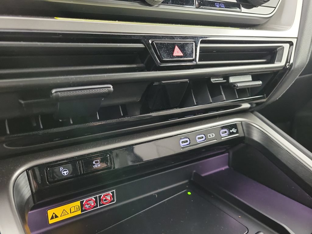 Used 2026 Lexus TX 500h AWD w/ Technology Package image 27