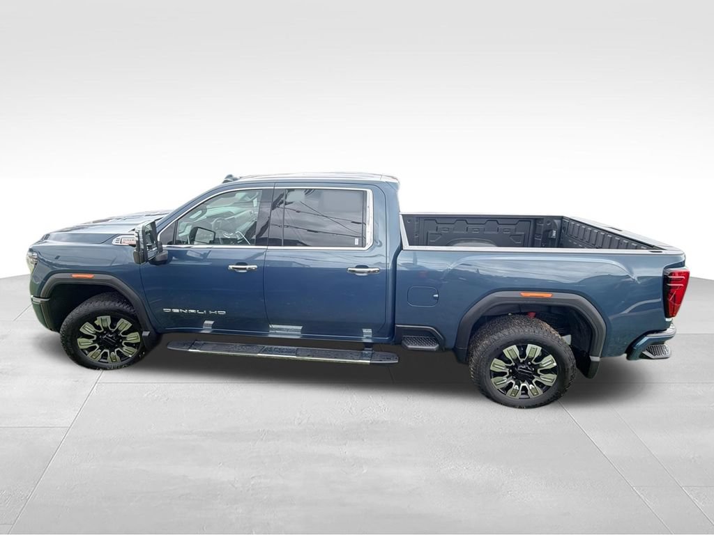 Used 2026 GMC Sierra 2500 Denali w/ Denali Reserve Package AWD/4WD image 5