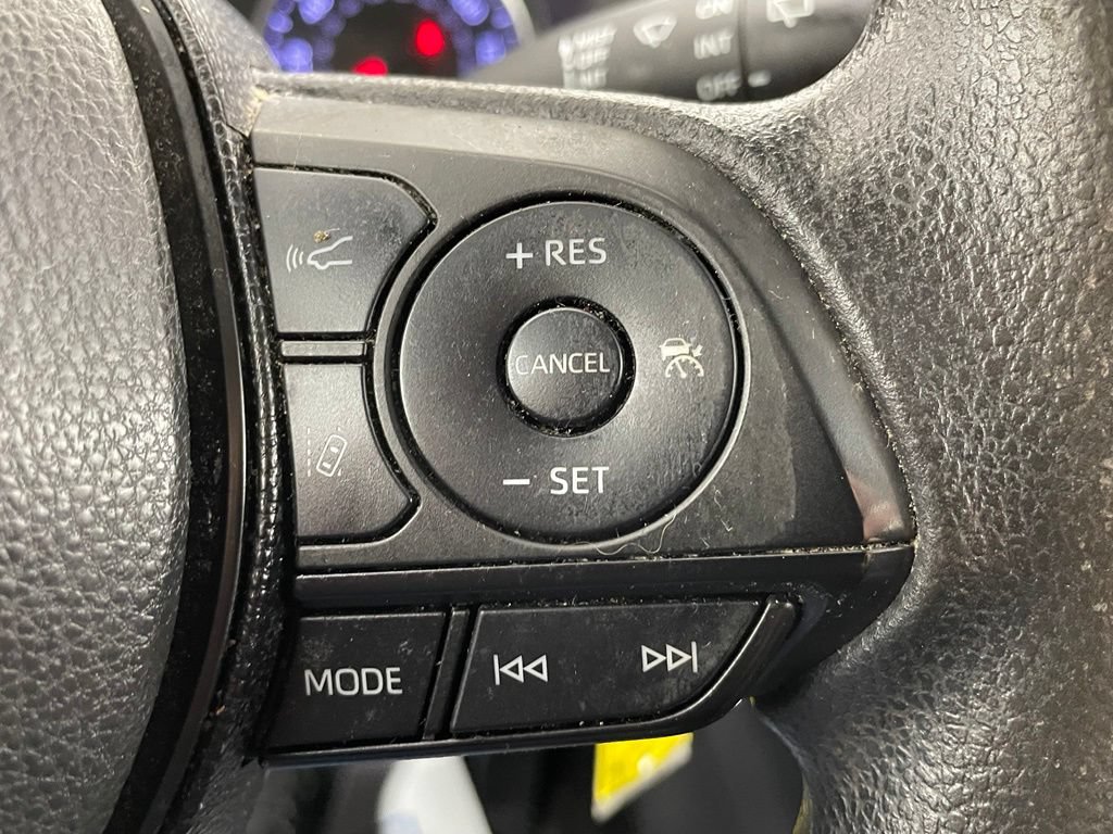 Used 2019 Toyota RAV4 LE w/ All Weather Liner Package AWD/4WD image 26