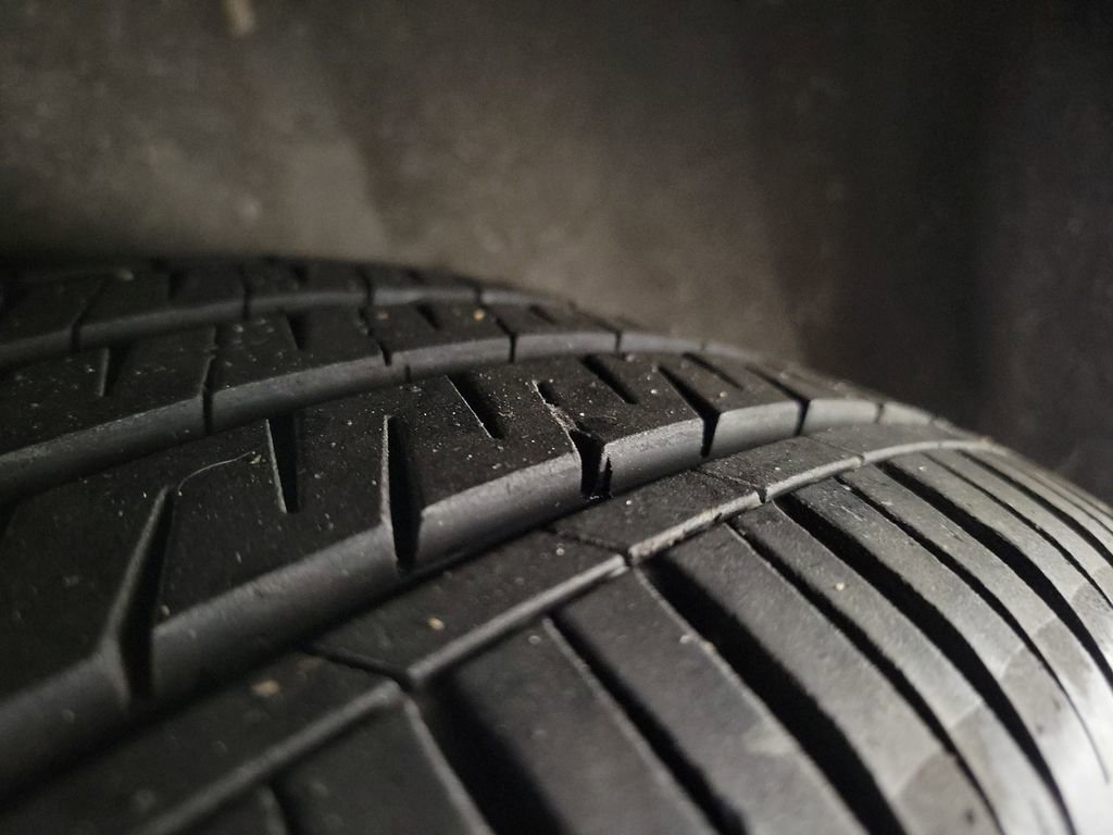 Used 2019 Toyota Camry SE image 11