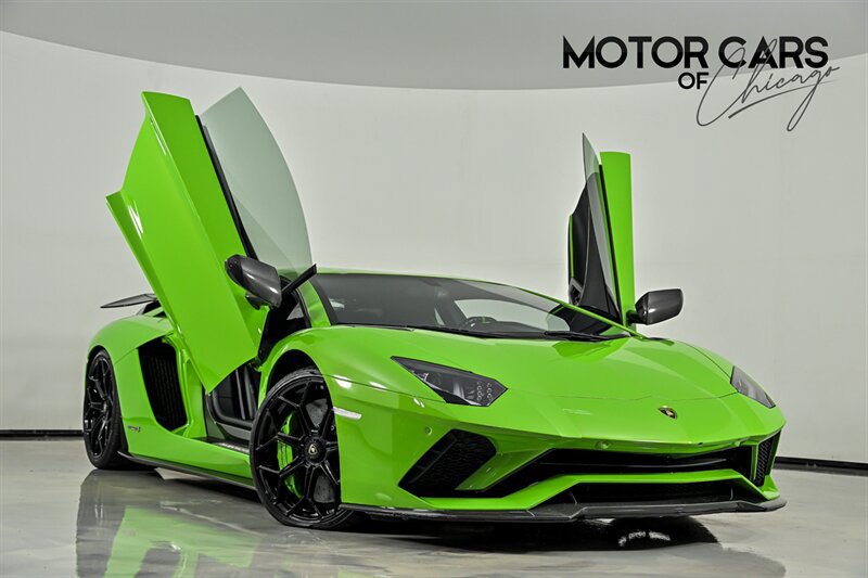 Used 2018 Lamborghini Aventador S AWD/4WD image 1