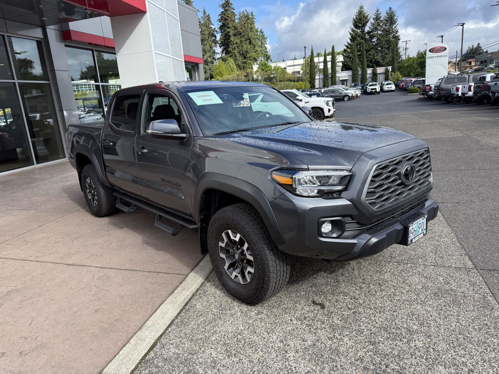 Used 2023 Toyota Tacoma TRD Off-Road w/ Black Out Package (TMS) AWD/4WD image 8
