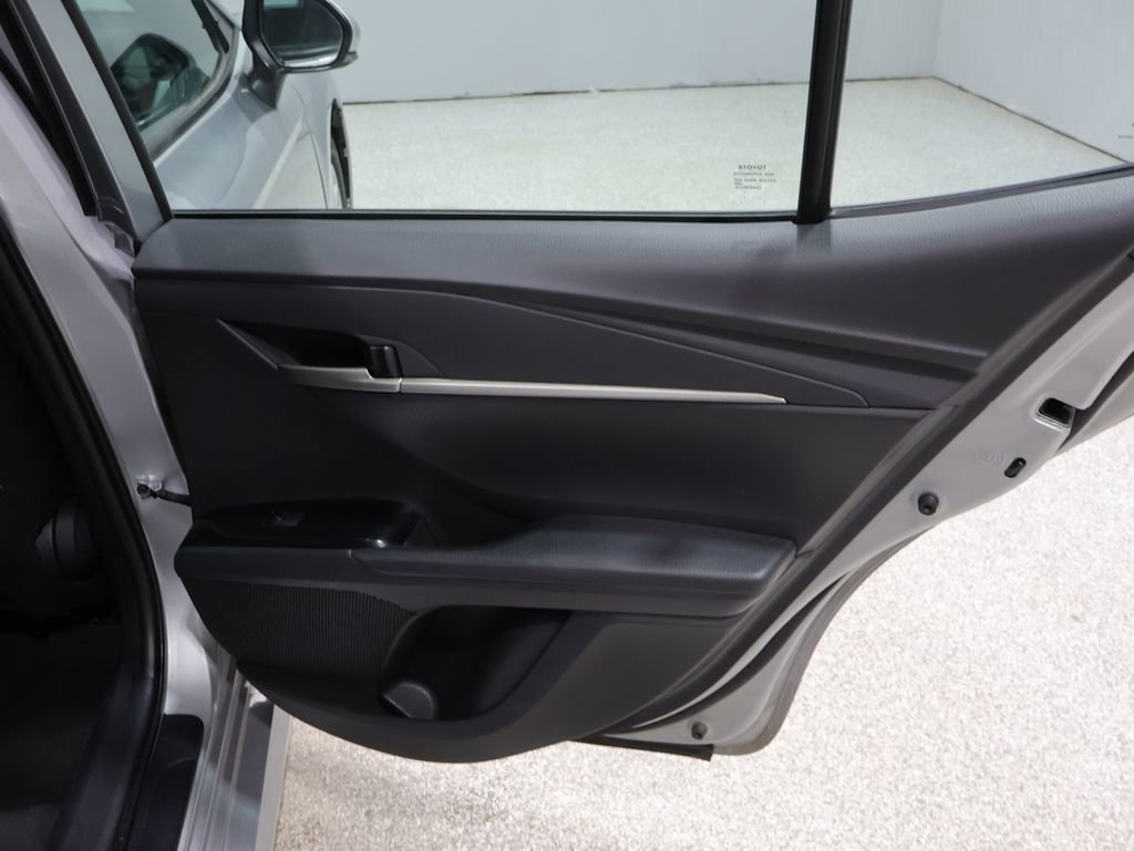 Used 2025 Toyota Camry LE image 20