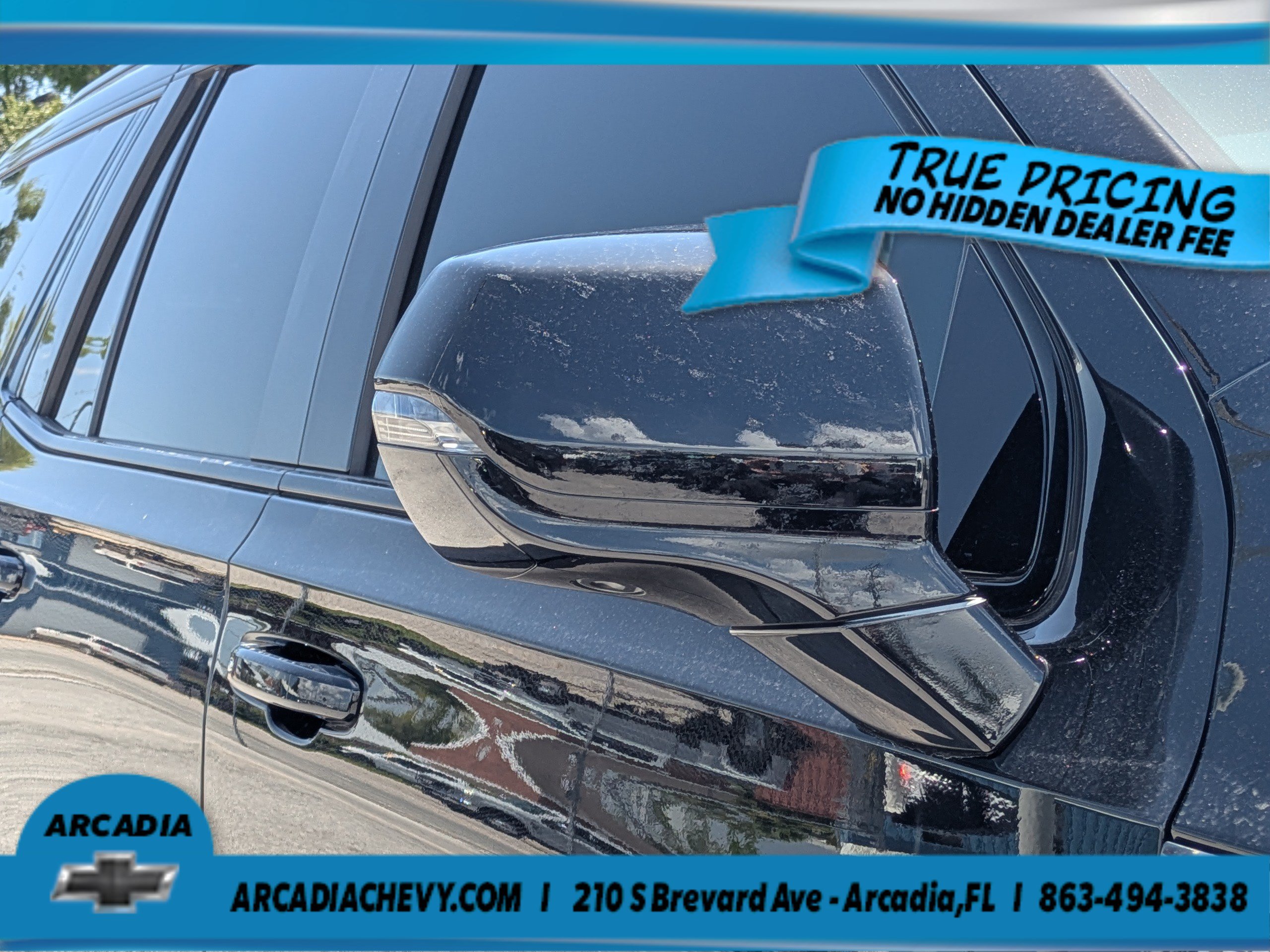Used 2023 GMC Yukon AT4 AWD/4WD image 12