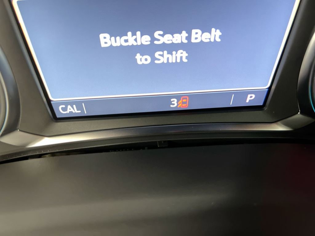 Used 2023 Chevrolet Traverse LT image 12